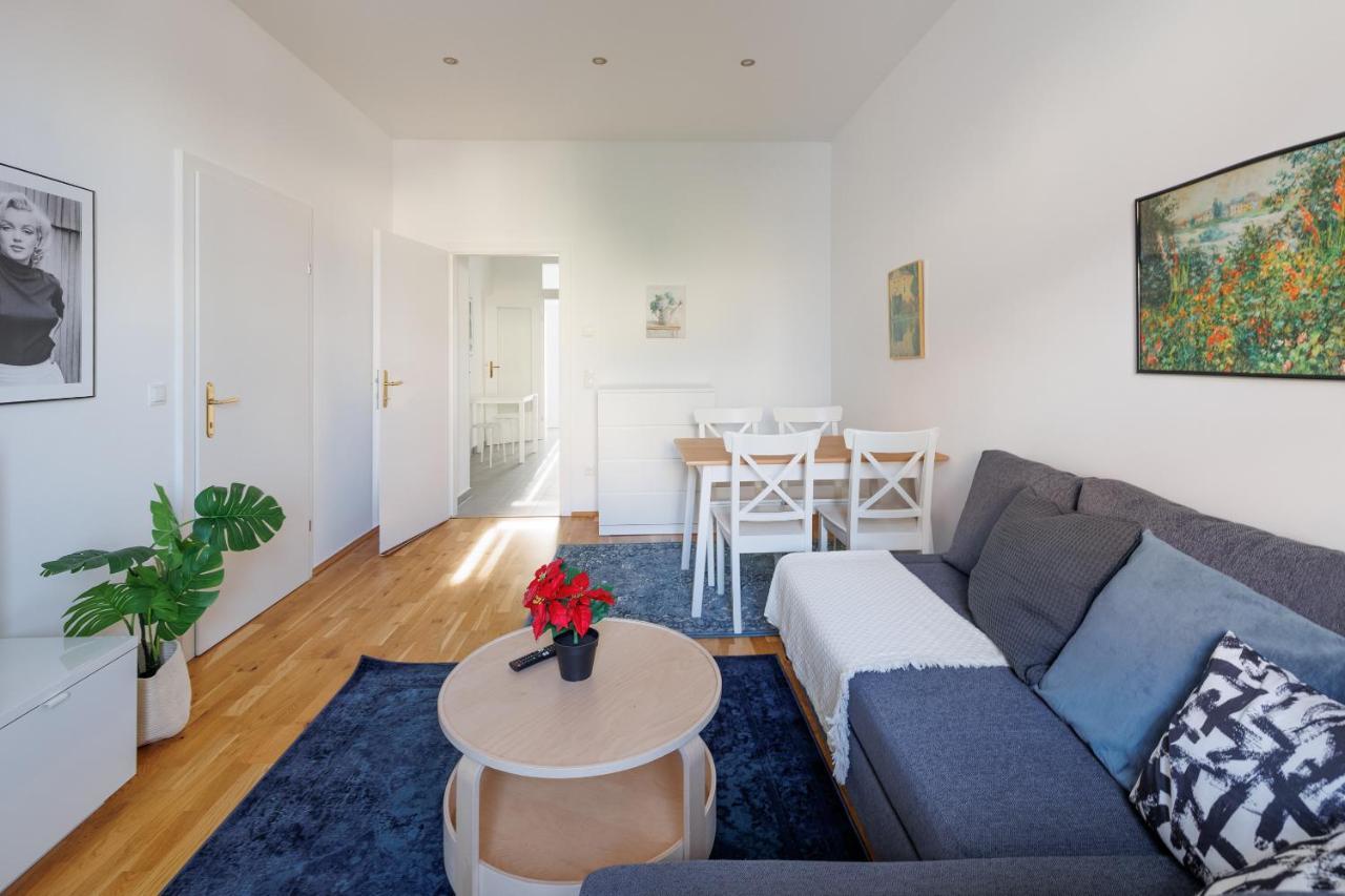Central City Apartment - 2 Bedroom With Netflix Vienna Esterno foto