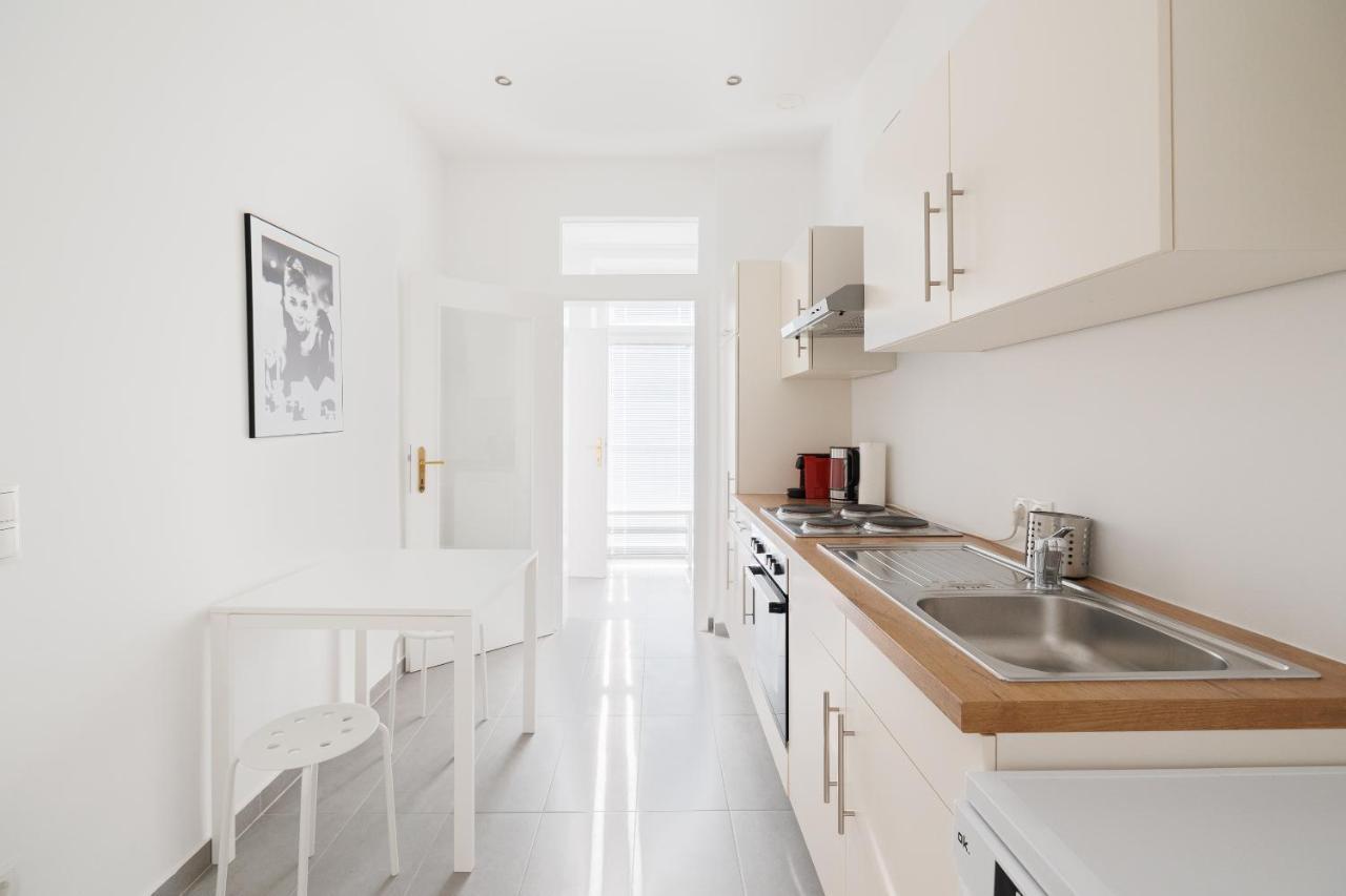 Central City Apartment - 2 Bedroom With Netflix Vienna Esterno foto